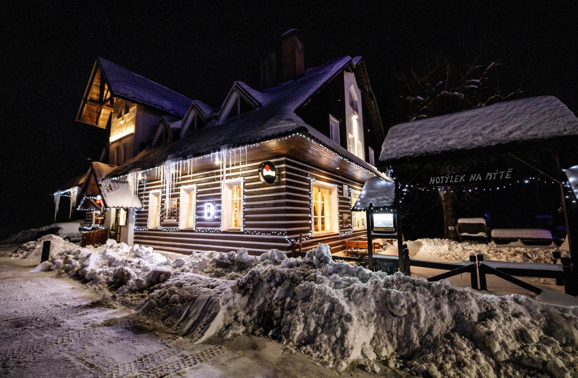 Hotylek Na Myte Hotel Harrachov Luaran gambar